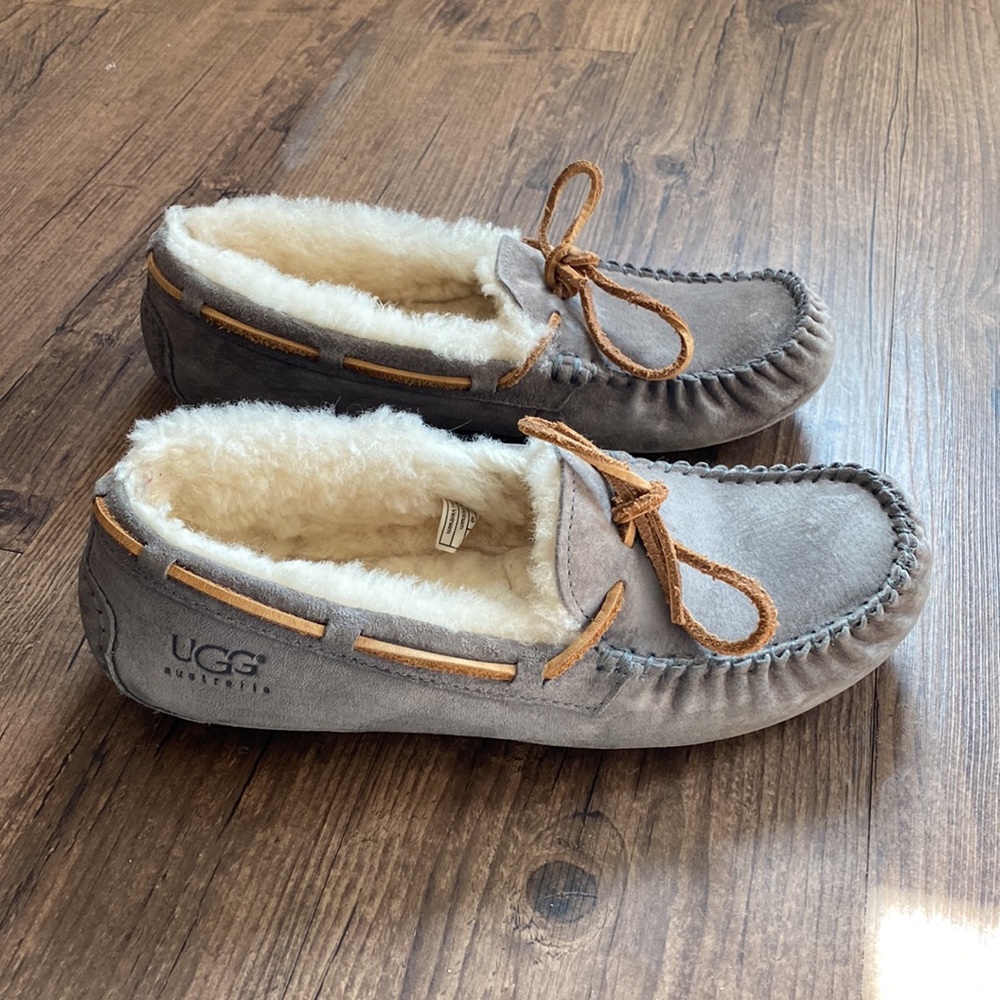 Gray UGG Dakota moccasins